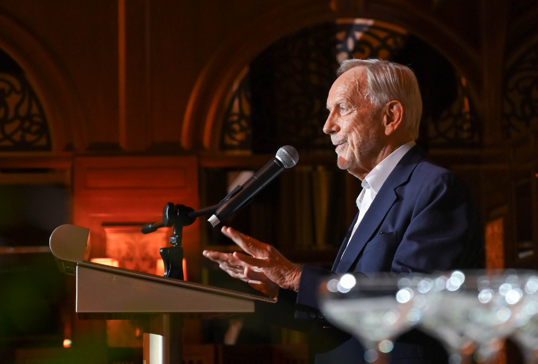 Crown Worldwide Group meeting img